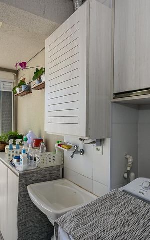 Apartamento à venda com 71m², 2 quartos e 2 vagasÁrea de Serviço 