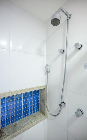 Apartamento à venda com 71m², 2 quartos e 2 vagasChuveiro da Suíte
