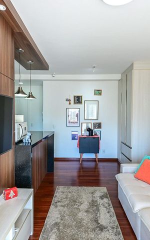 Apartamento à venda com 71m², 2 quartos e 2 vagasSala