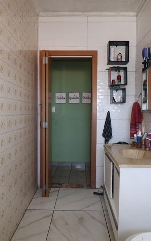 Casa à venda com 125m², 3 quartos e 2 vagasCasa 2 Banheiro 