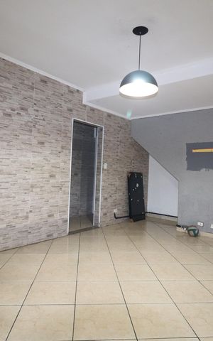 Casa à venda com 125m², 3 quartos e 2 vagasSala