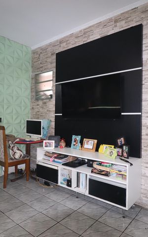 Casa à venda com 125m², 3 quartos e 2 vagasCasa 2 Sala
