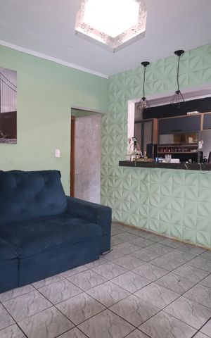 Casa à venda com 125m², 3 quartos e 2 vagasCasa 2 Sala