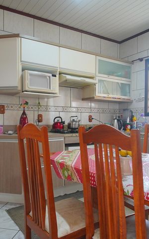 Casa à venda com 90m², 2 quartos e 2 vagasCozinha