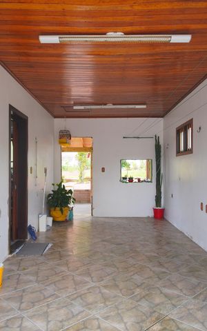Casa à venda com 90m², 2 quartos e 2 vagasGaragem