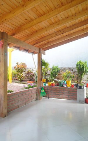 Casa à venda com 90m², 2 quartos e 2 vagasÁrea de Serviço