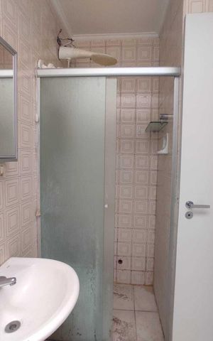 Casa à venda com 80m², 2 quartos e 1 vaga