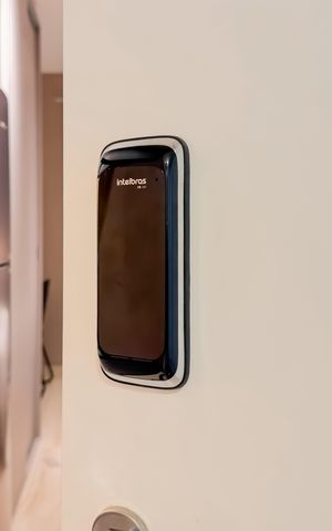 Studio para alugar com 24m², 1 quarto e sem vaga Studio para alugar com 24m², 1 quarto e sem vagaFechadura Eletrônica