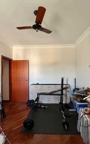 Casa de condomínio à venda com 265m², 4 quartos e 4 vagasSuíte 2