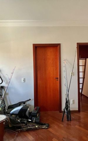 Casa de condomínio à venda com 265m², 4 quartos e 4 vagasSuíte 2