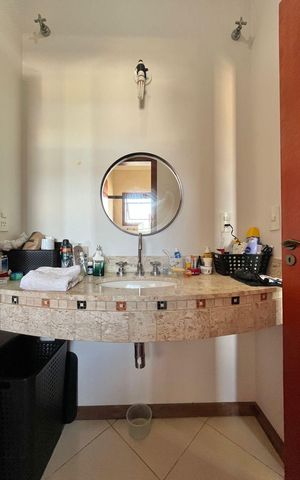Casa de condomínio à venda com 265m², 4 quartos e 4 vagasBanheiro da Suíte