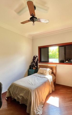 Casa de condomínio à venda com 265m², 4 quartos e 4 vagasSuíte  1