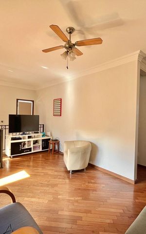 Casa de condomínio à venda com 265m², 4 quartos e 4 vagasSala de TV