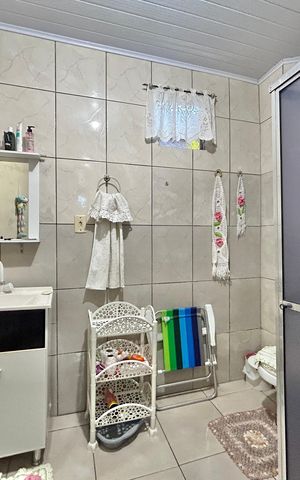 Casa à venda com 360m², 6 quartos e 3 vagasBanheiro