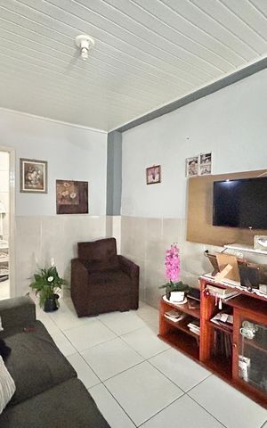 Casa à venda com 360m², 6 quartos e 3 vagasSala