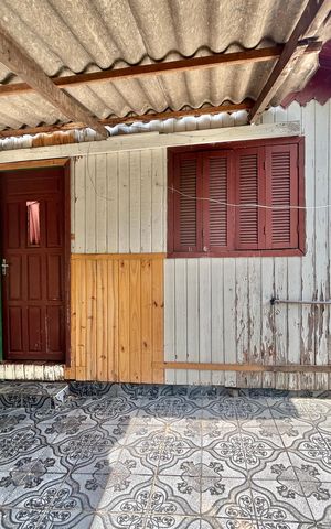 Casa à venda com 360m², 6 quartos e 3 vagasFachada