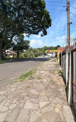 Casa à venda com 360m², 6 quartos e 3 vagasPlaca