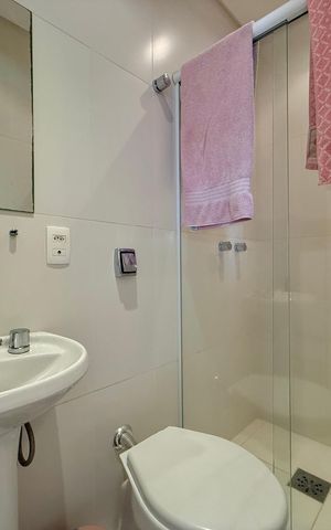 Apartamento à venda com 400m², 3 quartos e 4 vagasBanheiro de Serviço