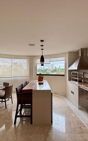 Apartamento à venda com 400m², 3 quartos e 4 vagasVaranda