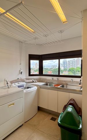 Apartamento à venda com 400m², 3 quartos e 4 vagasÁrea de Serviço