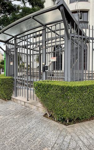 Apartamento à venda com 400m², 3 quartos e 4 vagasFachada