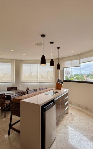 Apartamento à venda com 400m², 3 quartos e 4 vagasVaranda