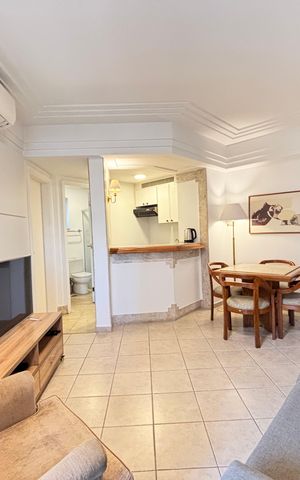 Apartamento à venda com 43m², 1 quarto e 1 vagaSala