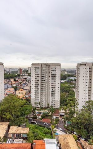 Apartamento à venda com 130m², 3 quartos e 3 vagas Apartamento à venda com 130m², 3 quartos e 3 vagasVista da suíte 2