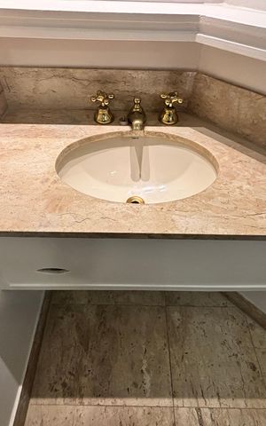 Apartamento à venda com 43m², 1 quarto e 1 vaga Apartamento à venda com 43m², 1 quarto e 1 vagaBanheiro