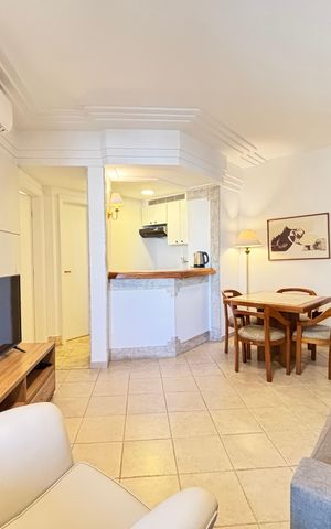 Apartamento à venda com 43m², 1 quarto e 1 vaga Apartamento à venda com 43m², 1 quarto e 1 vagaSala