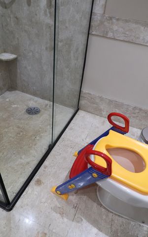 Apartamento para alugar com 264m², 5 quartos e 2 vagasBanheiro do Quarto 1