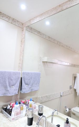 Apartamento para alugar com 264m², 5 quartos e 2 vagasBanheiro do Quarto 4