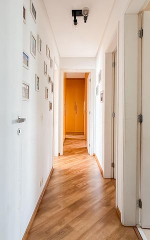 Apartamento à venda com 145m², 3 quartos e 2 vagas Apartamento à venda com 145m², 3 quartos e 2 vagasCorredor