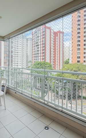 Apartamento à venda com 145m², 3 quartos e 2 vagas Apartamento à venda com 145m², 3 quartos e 2 vagasVaranda da Sala