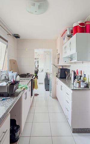 Apartamento à venda com 145m², 3 quartos e 2 vagas Apartamento à venda com 145m², 3 quartos e 2 vagasCozinha