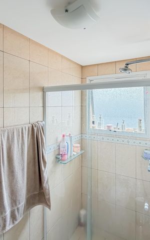 Apartamento à venda com 145m², 3 quartos e 2 vagas Apartamento à venda com 145m², 3 quartos e 2 vagasBanheiro da Suíte