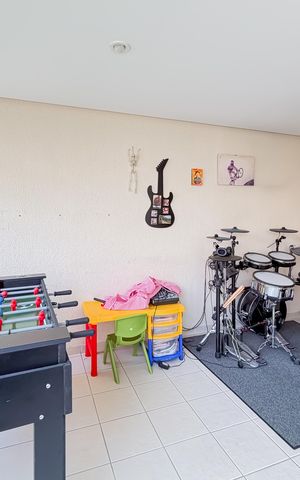Apartamento à venda com 145m², 3 quartos e 2 vagas Apartamento à venda com 145m², 3 quartos e 2 vagasVaranda da Sala