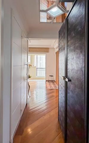 Apartamento à venda com 175m², 3 quartos e 4 vagas Apartamento à venda com 175m², 3 quartos e 4 vagasSala - Entrada