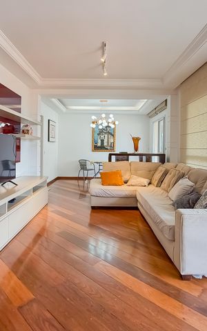 Apartamento à venda com 175m², 3 quartos e 4 vagas Apartamento à venda com 175m², 3 quartos e 4 vagasSala