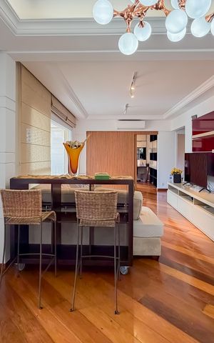 Apartamento à venda com 175m², 3 quartos e 4 vagas Apartamento à venda com 175m², 3 quartos e 4 vagasSala