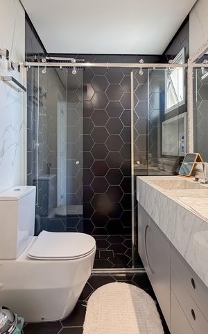 Apartamento à venda com 175m², 3 quartos e 4 vagas Apartamento à venda com 175m², 3 quartos e 4 vagasBanheiro da Suíte Master