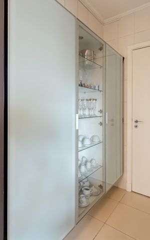 Apartamento à venda com 175m², 3 quartos e 4 vagas Apartamento à venda com 175m², 3 quartos e 4 vagasCozinha