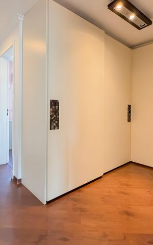 Apartamento à venda com 175m², 3 quartos e 4 vagas Apartamento à venda com 175m², 3 quartos e 4 vagasCorredor