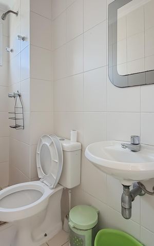 Apartamento à venda com 175m², 3 quartos e 4 vagas Apartamento à venda com 175m², 3 quartos e 4 vagasBanheiro de Serviço