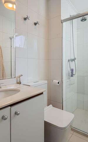 Apartamento à venda com 175m², 3 quartos e 4 vagas Apartamento à venda com 175m², 3 quartos e 4 vagasBanheiro da Suíte 2