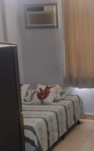 Apartamento à venda com 26m², 1 quarto e sem vaga Apartamento à venda com 26m², 1 quarto e sem vagaSala/Quarto