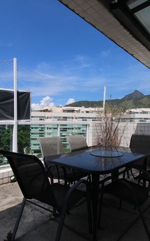 Apartamento à venda com 168m², 3 quartos e 2 vagasTerraço