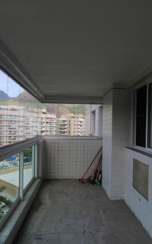Apartamento à venda com 168m², 3 quartos e 2 vagasSala - Varanda