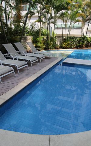 Apartamento à venda com 168m², 3 quartos e 2 vagasÁrea comum - Piscina