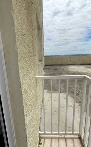 Apartamento para alugar com 50m², 2 quartos e 1 vagaVaranda